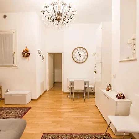Mercato Vecchio Apartment